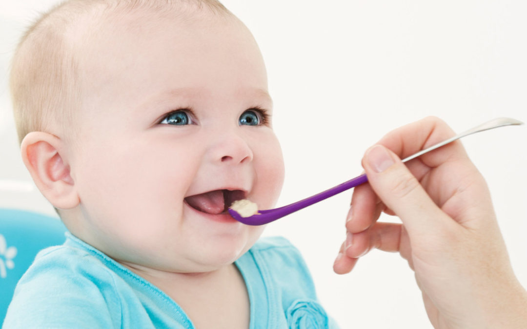 15 rad dotyczących karmienia dziecka w pierwszym roku życia
